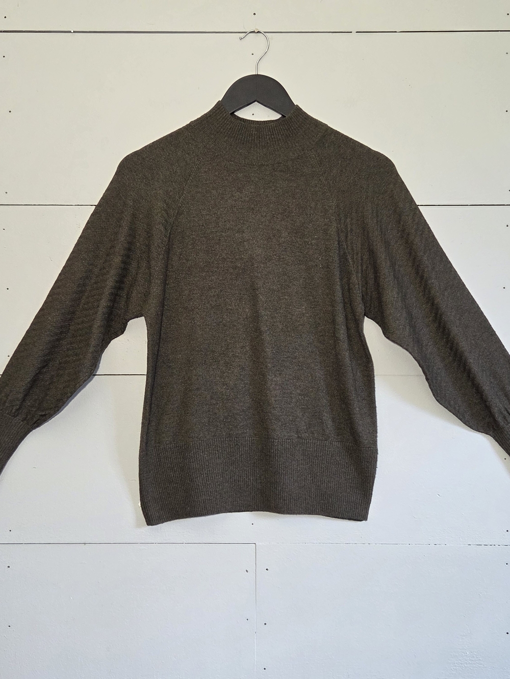 LOFT Outlet Women's Small Green Solid Knit Mock Neck Pullover Raglan Sweater